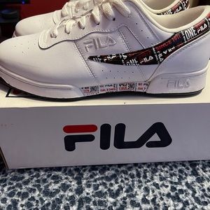 Men Fila shoes
